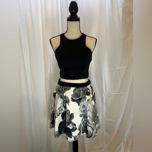 Floral formal two piece set (with pockets) - speechless size 7